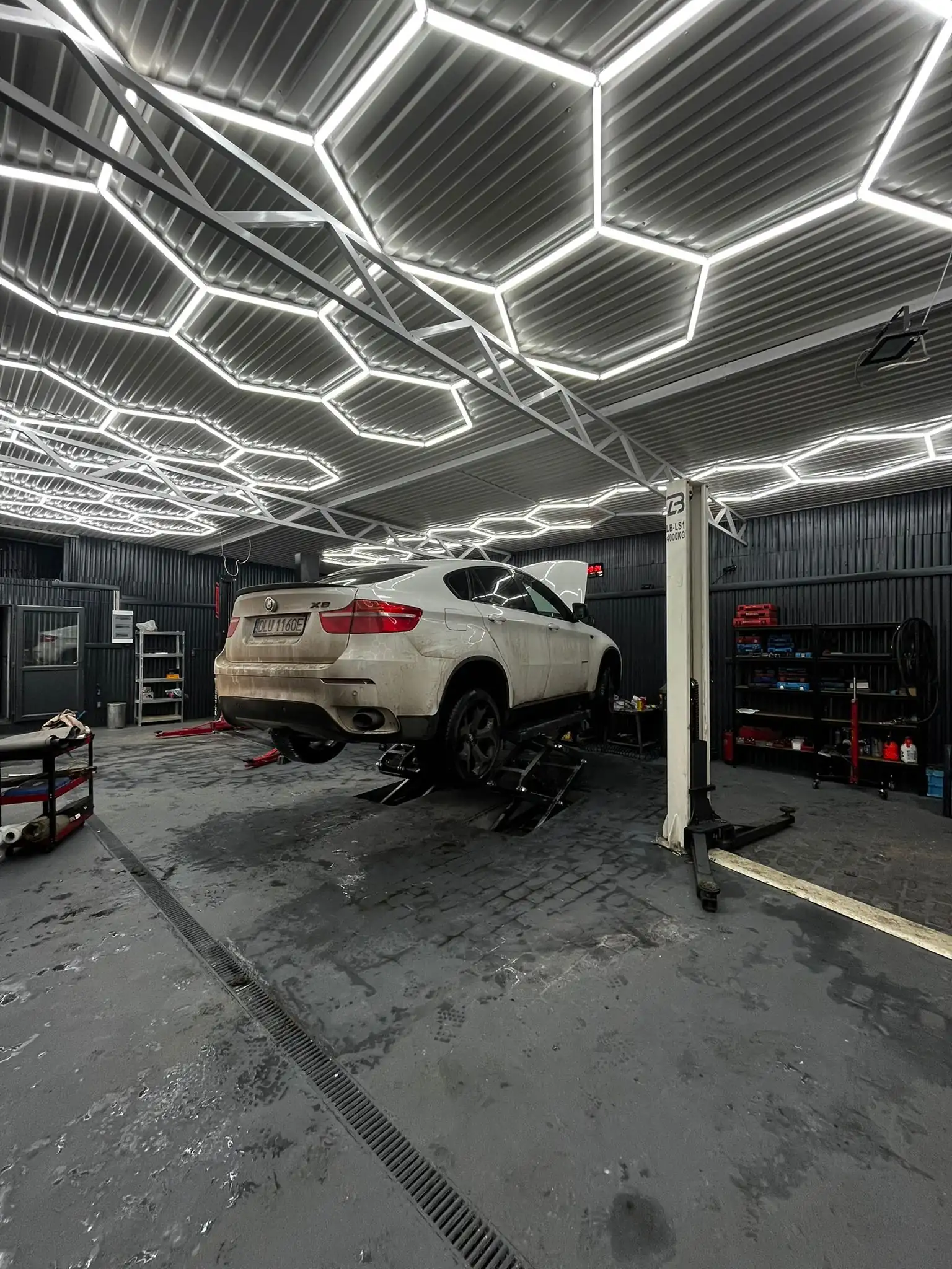 Warsztat samochodowy Twin A Auto Mysłowice – miejsce wymiany opon i napraw mechanicznych